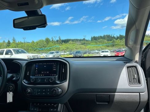 Used 2019 Chevrolet Colorado Z71 AWD/4WD image 25