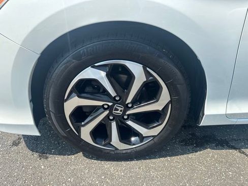 Used 2016 Honda Accord EX-L image 11
