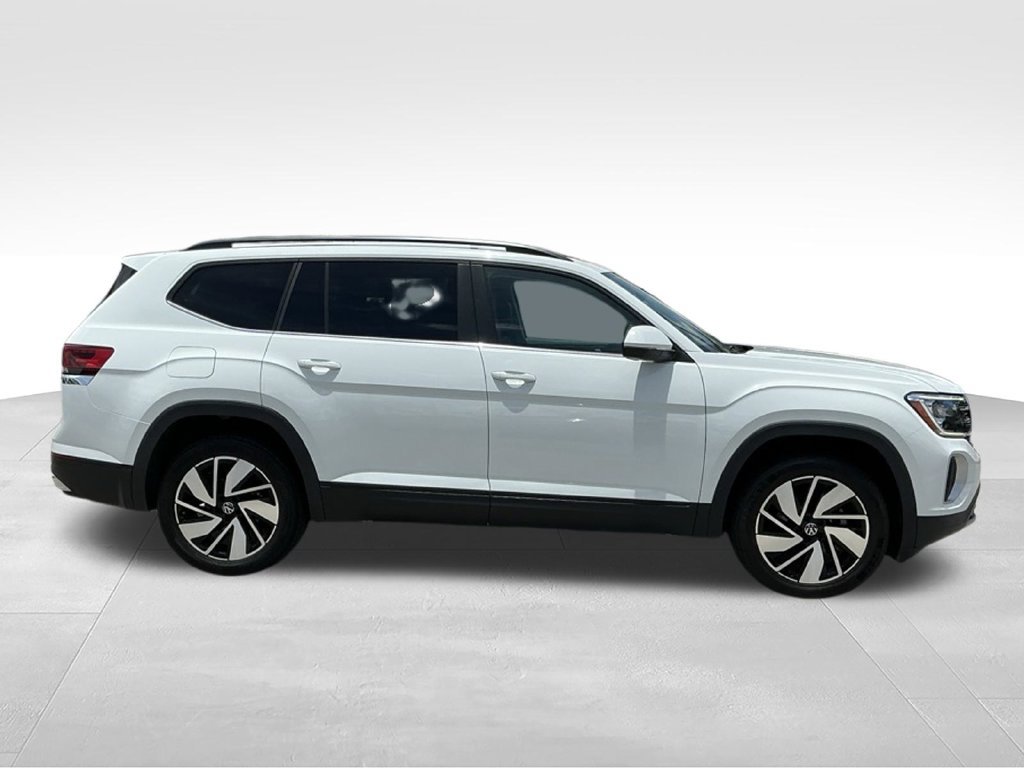 Used 2024 Volkswagen Atlas SE FWD image 15