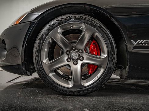 Used 2006 Dodge Viper SRT-10 image 10