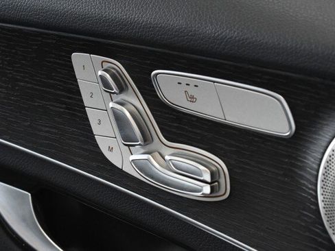 Used 2021 Mercedes-Benz GLC 300 4MATIC w/ AMG Line image 25