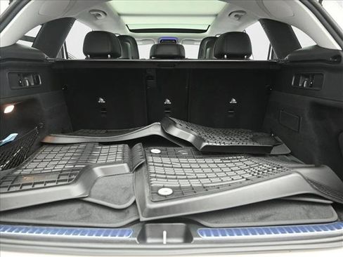 Certified 2025 Mercedes-Benz GLC 350e GLC 350e image 22