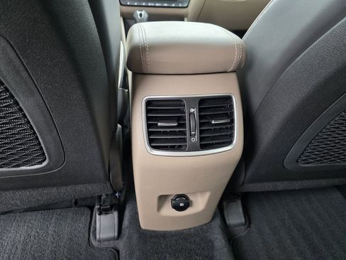 Used 2021 Hyundai Tucson Ultimate w/ Cargo Package image 17