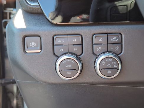 Used 2024 GMC Sierra 3500 SLT w/ Texas SLT Premium Package image 27