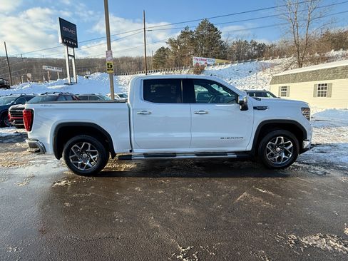 New 2026 GMC Sierra 1500 SLT w/ SLT Premium Package image 6