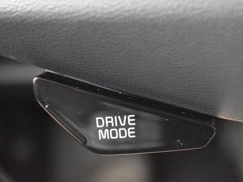 Used 2025 Kia Niro EX image 27