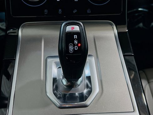 Used 2023 Land Rover Range Rover Evoque S image 13