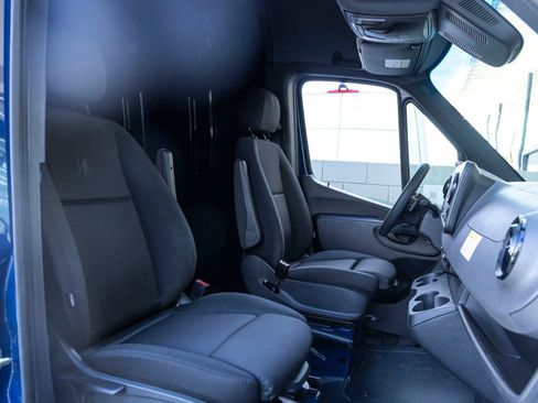 Used 2024 Mercedes-Benz Sprinter 3500 w/ Acoustic Package image 21