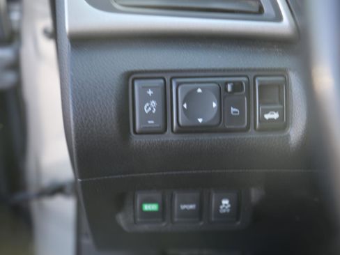 Used 2013 Nissan Sentra SV w/ Driver Pkg image 9