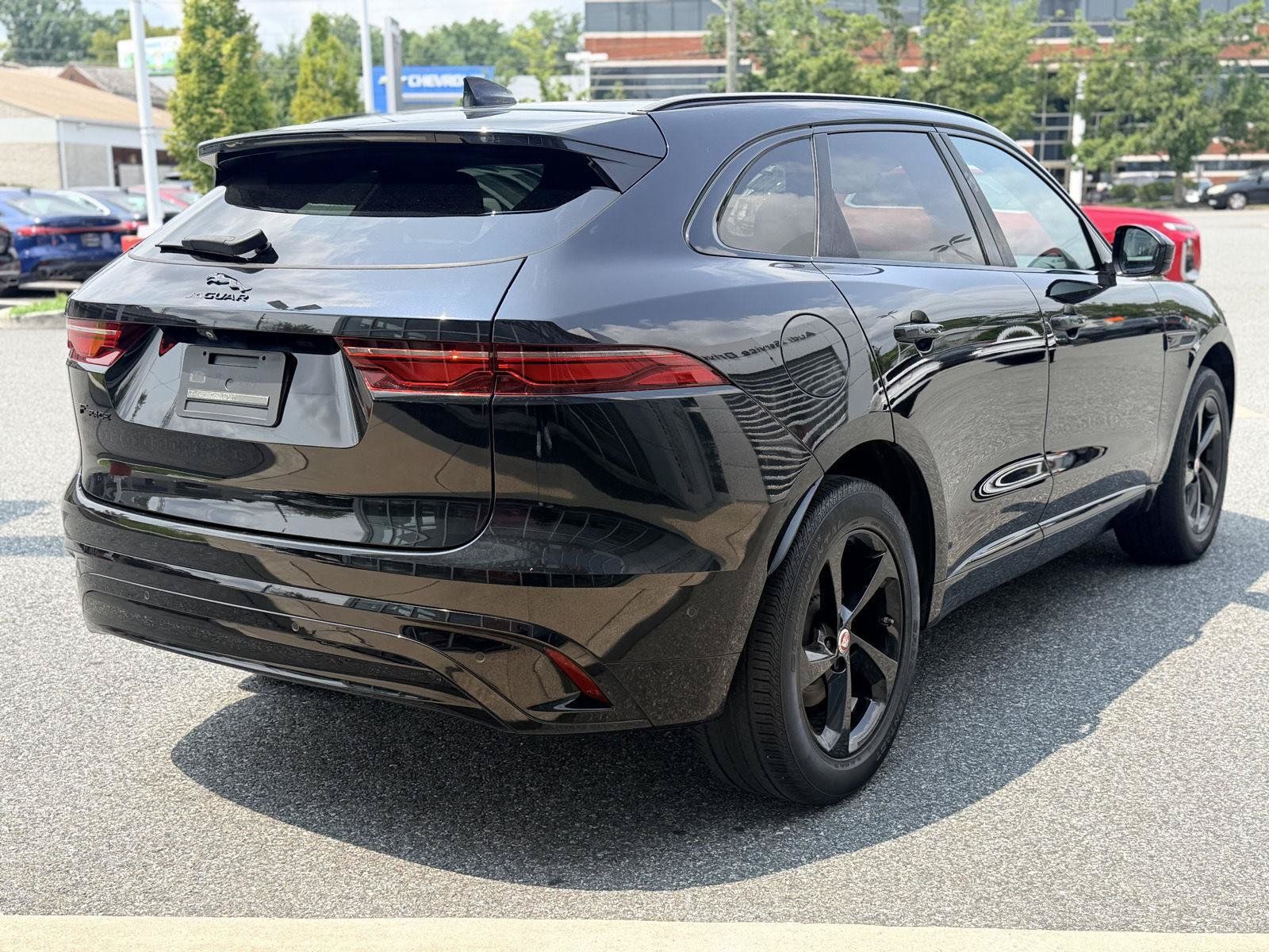 Used 2021 Jaguar F-PACE S AWD/4WD image 6