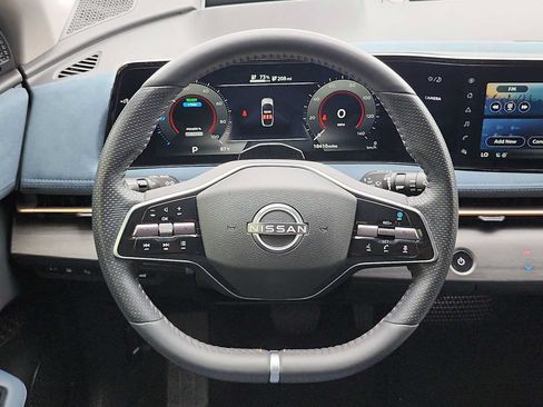 Used 2023 Nissan Ariya AWD/4WD image 19