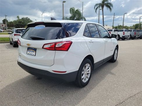 Used 2019 Chevrolet Equinox LS w/ LS Convenience Package image 4