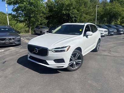 Used 2019 Volvo XC60 T6 Momentum w/ Premium Package