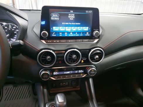 Certified 2025 Nissan Sentra SR w/ Midnight Edition FWD image 19