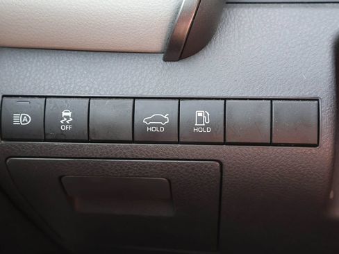 Used 2023 Toyota Camry SE AWD/4WD image 24