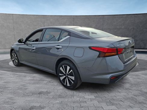 Used 2021 Nissan Altima 2.5 SV image 5