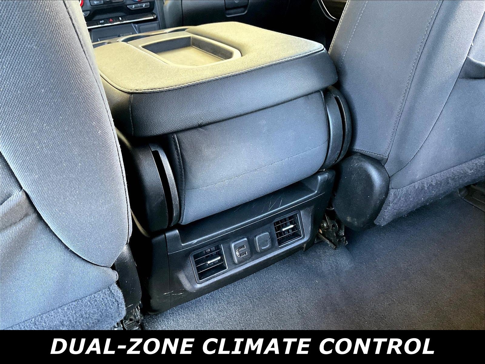 Used 2022 Chevrolet Silverado 3500 LT w/ Convenience Package AWD/4WD image 11