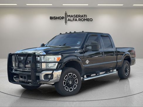 Used 2016 Ford F250 XLT w/ XLT Value Package AWD/4WD image 3