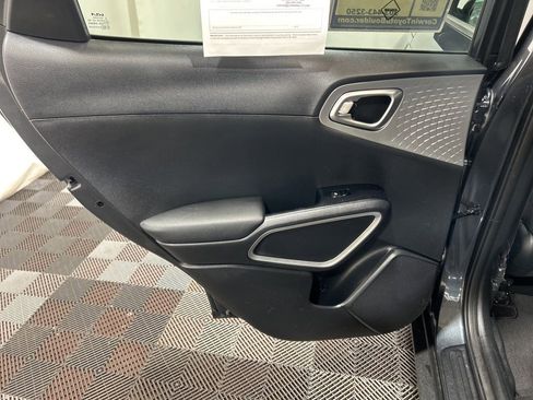 Used 2022 Kia Soul LX w/ Technology Package image 19
