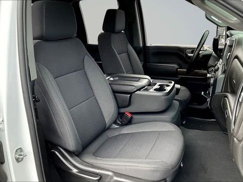 Used 2022 Chevrolet Silverado 2500 LT image 27