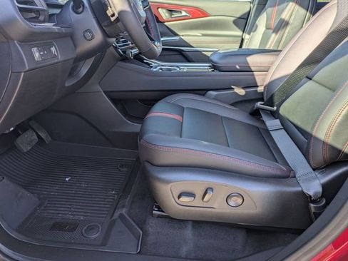 New 2026 Chevrolet Traverse RS FWD image 12
