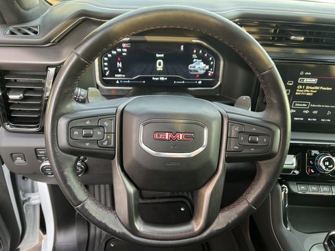 Used 2024 GMC Sierra 1500 AT4X image 23