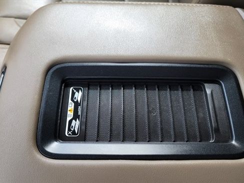 Used 2017 GMC Yukon SLT w/ Open Road Package image 40