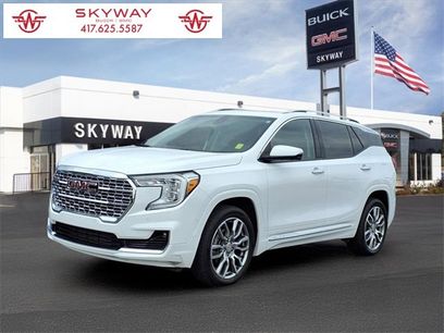 Used 2024 GMC Terrain Denali w/ Denali Premium Package