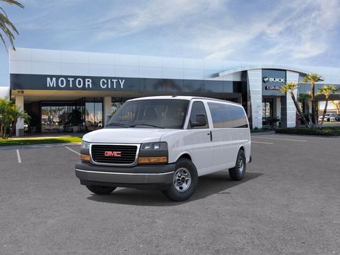 New 2026 GMC Savana 3500 LT RWD image 10