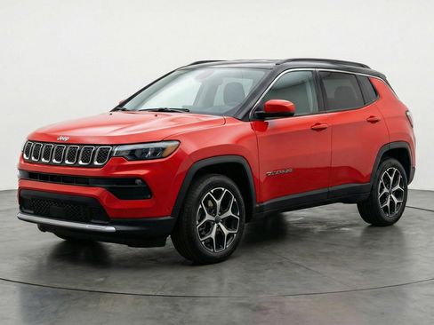 Used 2025 Jeep Compass Limited image 3