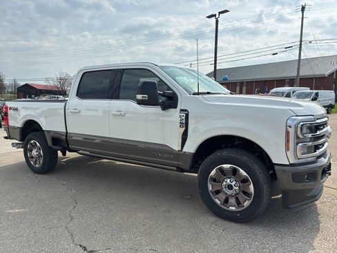 New 2026 Ford F250 King Ranch w/ FX4 Off-Road Package image 11