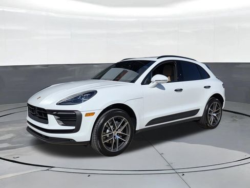 New 2026 Porsche Macan AWD/4WD image 1