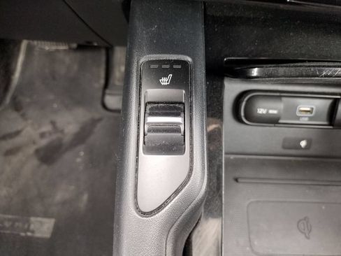 Used 2022 Kia Telluride S AWD/4WD image 33