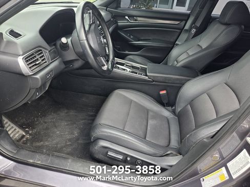 Used 2019 Honda Accord Sport image 5