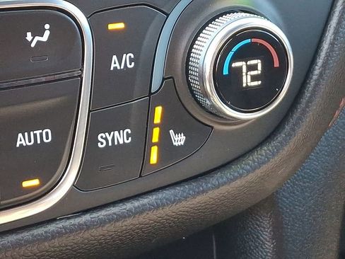 Certified 2023 Chevrolet Equinox RS image 25