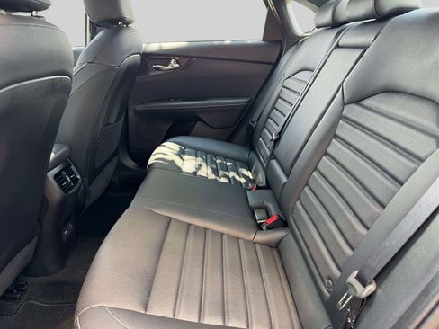 Used 2023 Kia Forte GT-Line w/ GT-Line Premium Package FWD image 10