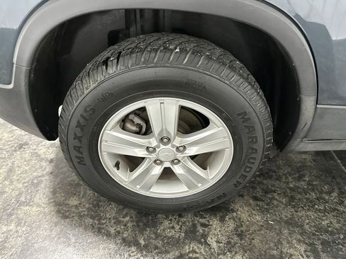 Used 2022 Chevrolet Trax LT AWD/4WD image 5