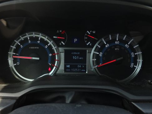 Used 2017 Toyota 4Runner SR5 AWD/4WD image 21
