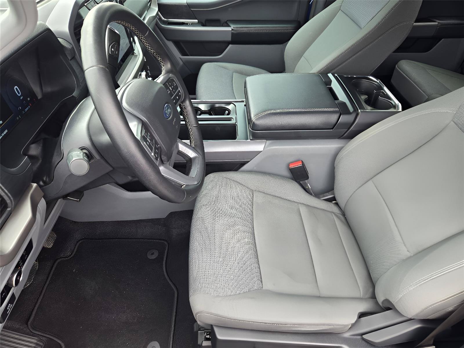 Used 2024 Ford F150 XLT w/ Mobile Office Package RWD image 12