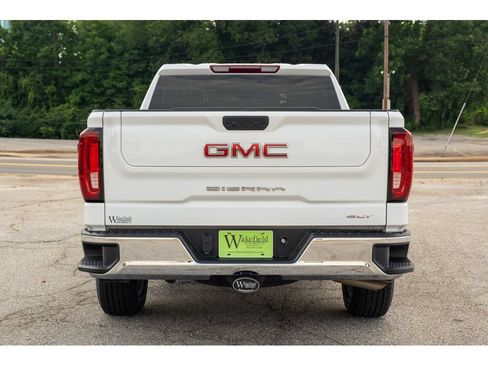 Used 2025 GMC Sierra 1500 SLT AWD/4WD image 7