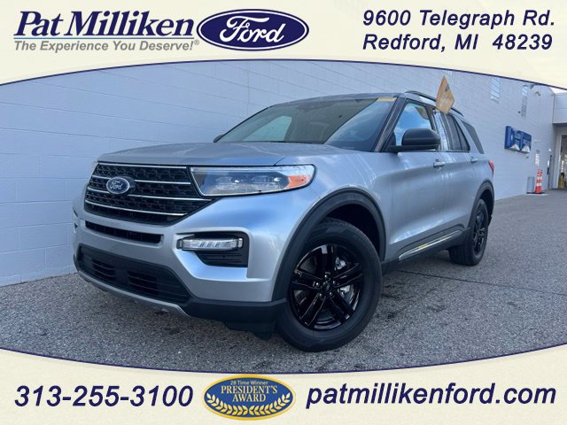 Certified 2023 Ford Explorer XLT w/ Equipment Group 202A AWD/4WD image 1