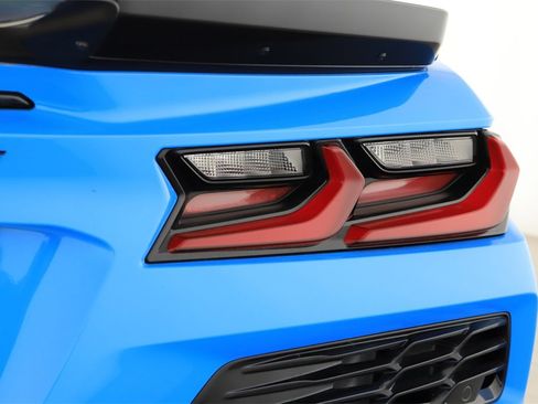 Used 2024 Chevrolet Corvette Z06 w/ Stealth Interior Trim Package image 25