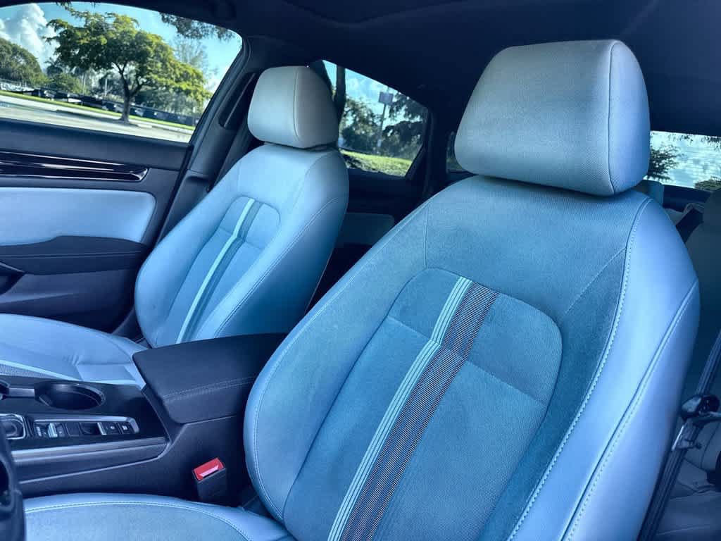 Used 2025 Honda Civic Sport image 14