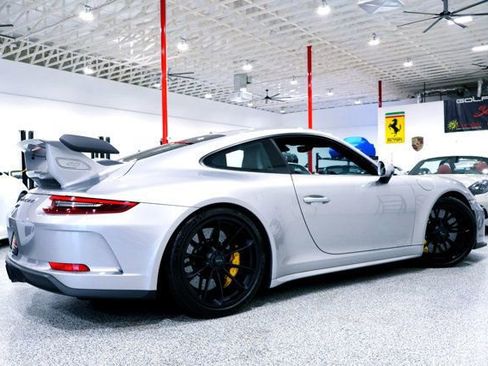 Used 2018 Porsche 911 GT3 image 12