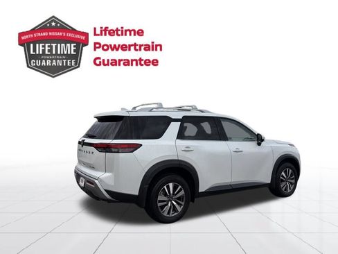 Certified 2025 Nissan Pathfinder SL AWD/4WD image 6