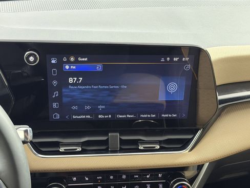 New 2026 Chevrolet Equinox ACTIV w/ Convenience Package III image 18