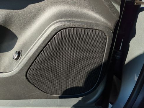 Used 2025 Chevrolet Blazer LT image 16