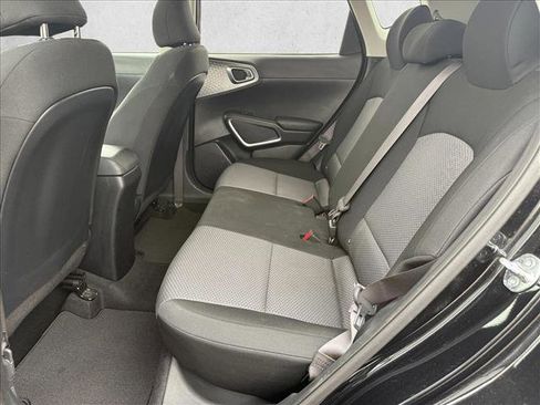 Used 2024 Kia Soul LX w/ Option Group 015 image 20