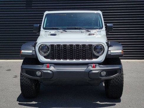 Used 2024 Jeep Wrangler Unlimited Rubicon AWD/4WD image 10