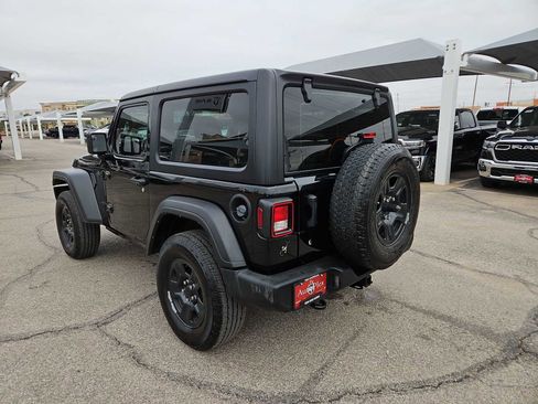 Used 2021 Jeep Wrangler Sport image 6